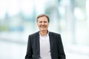 Symrise延长Heinz-Jürgen Bertram的执行董事会合同
